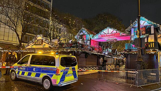 Der 14 Jahre alte Verdächtige soll einen Anschlag auf einen Kölner Weihnachtsmarkt geplant haben.