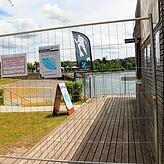Das Strandbad steht unter Aufsicht des DRLG und der Tauchschule.