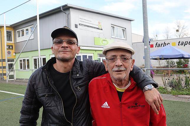 Ein Herz und eine Seele: Ali Mehmet Kocer und sein Sohn Cem.