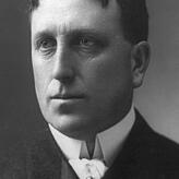 Der US-Zeitungs-Zar und Milliardär William Randolph Hearst (1863-1951) sorgte bei der Weltfahrt für die Reklame durch seine Blätter.