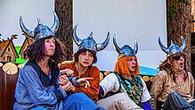 Das Theaterstück „Wickie und die starken Männer“ ist auf der Seebühne am Salinensee in Bad Dürrheim zu erleben. Foto: Rainer Langenbacher