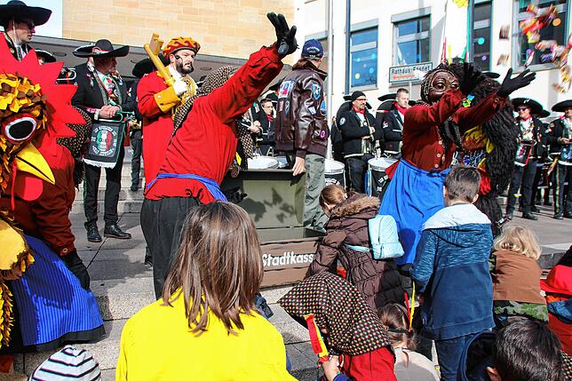 Bild 11: Alle Macht den Narren: Alle Bilder vom Rathaussturm in Friedrichshafen (3)