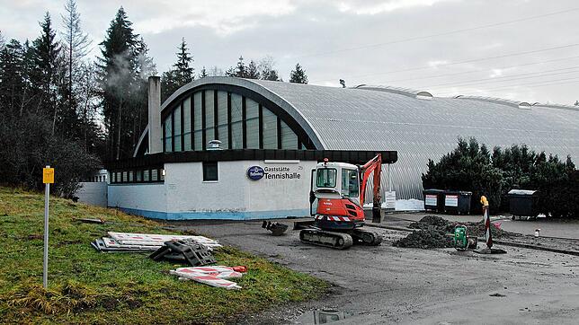 Die Vorbereitungen für das Kreisimpfzentrum in VS-Schwenningen laufen. Ab 15. Januar soll hier geimpft werden. Eine Terminvergabe ist ...