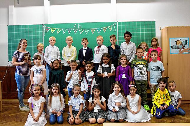 25 Jungen und Mädchen wurden in die Klasse 1b der Heinrich-Hansjakob-Schule Waldshut eingeschult. Klassenlehrerin ist Anne Schneider.