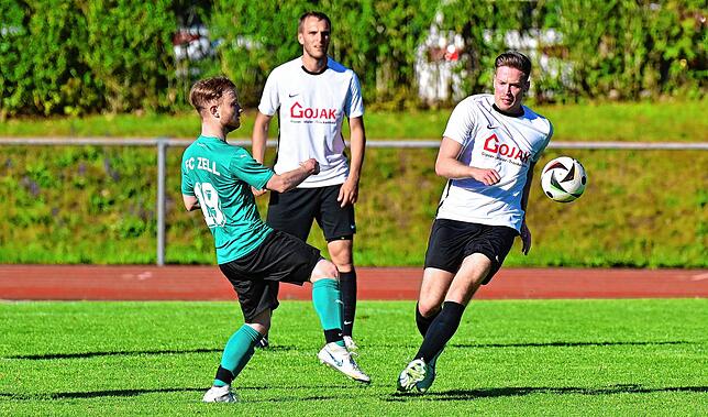 Bild 8: SG FC Wehr/Brennet besiegt den FC Zell mit 1:0 – und wir haben Fotos!