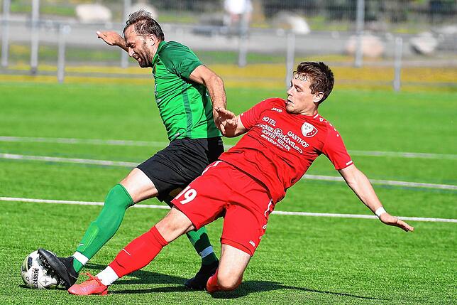 Bild 33: SV Herten setzt sich mit 3:1 gegen den weiter punktlosen FC Schlüchttal durch &ndash; und wir haben die Bilder!