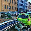 Viel Verkehr in der Charlottenstraße: Zeitweise ist es schwer, hier einen Parkplatz zu finden.