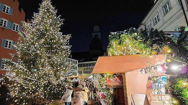 Kunsthandwerker und Händler sowie Vereine, Schulen und Kindergärten werden ihre Waren und Leckereien vom 7. bis 17. Dezember täglich von ...