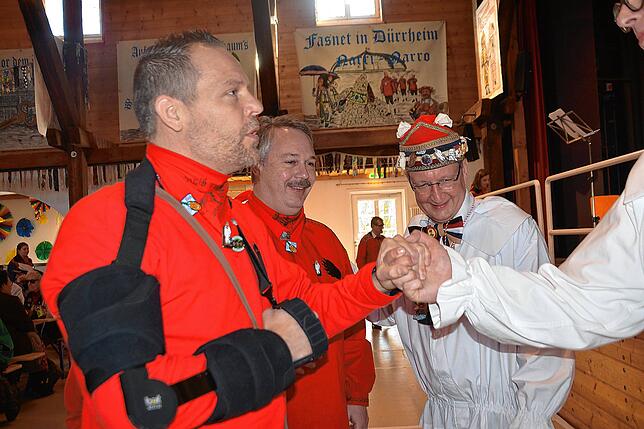 Bild 20: In Bad Dürrheim herrscht am Fasnetmentig beste Feierlaune (1)
