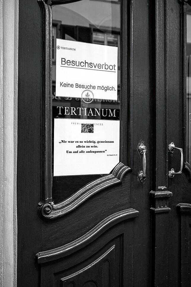 Bild 28: Leere Plätze, keine Touristen, verwaiste Geschäfte und geschlossene Lokale: So haben Sie Konstanz noch nie gesehen