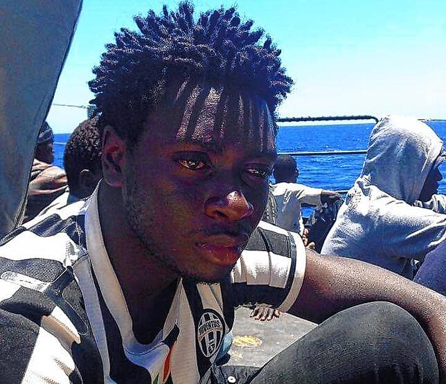 Lang ist‘s her: Vor sechs Jahren verließ Paul Mendy seine Heimat. Auf einem Flüchtlingsboot „strandete“ er vor Lampedusa.