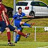Doppelpack: Christoph Baschnagel (rechts) war beim 3:0-Sieg des FC Weizen gegen den FC Huttingen mit zwei Treffern erfolgreich.