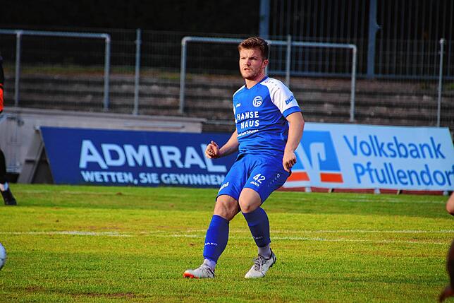 Bild 8: Irrer Pokal-Fight! Die besten Bilder vom 3:2-Sieg des SC Pfullendorf gegen den FC 03 Radolfzell