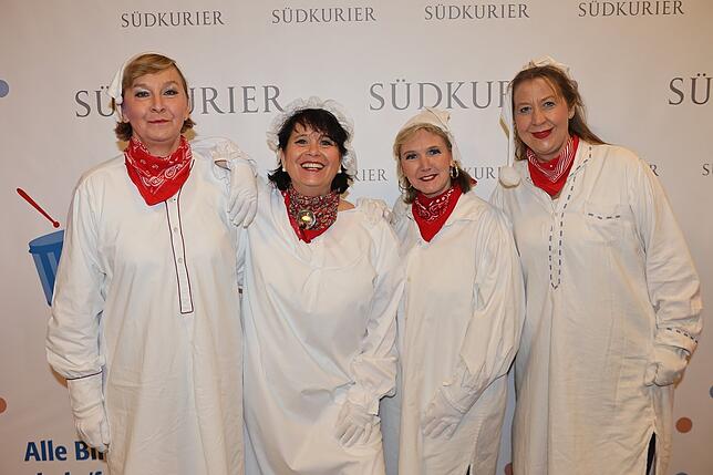 Bild 18: An der SÜDKURIER-Fotowand: Das sind die Gäste der Fernsehfasnacht (Teil 4)