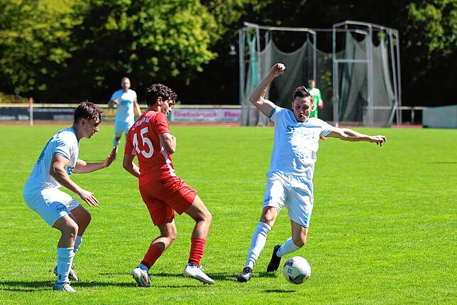 Bild 16: FC Tiengen 08 unterliegt Tabellenführer Spvgg. Gundelfingen/Wildtal mit 1:2 – und wir haben Fotos!