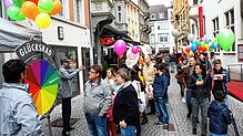 (Archivbild) Am Sonntag, 13. Oktober, lockt der verkaufsoffene Sonntag wieder Besucher in die Konstanzer Innenstadt. Solche Aktionen – ...