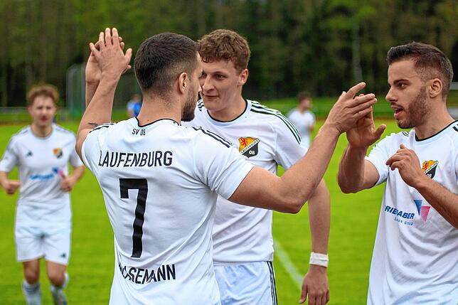 Bild 1: SV 08 Laufenburg siegt 2:1 gegen Spvgg Gundelfingen/Wildtal – und wir haben Fotos!