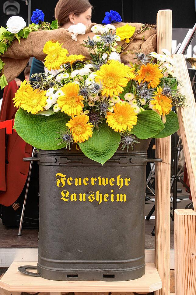 Bild 5: Bilder vom Bezirksmusikfest mit Umzug in Lausheim