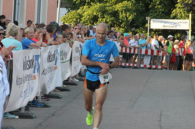 Bild 14: Hardy Flum gewinnt den 9. Klettgaulauf des TV Erzingen &ndash; und wir haben die Bilder!