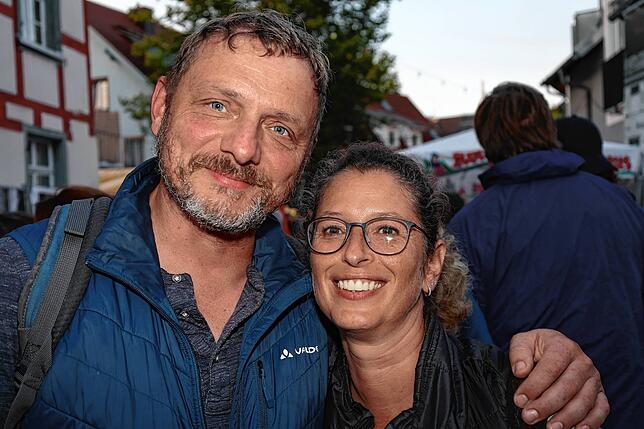 Bild 19: Auch am zweiten Tag des Wollmatinger Dorffests 2025 wird gefeiert