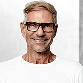 „Das Gehirn braucht acht bis zwölf Wochen, bis neue Gewohnheiten adaptiert wurden.“Michael Despeghel, Sportwissenschaftler