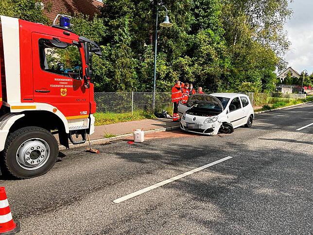 Die Fahrzeuge waren nicht mehr fahrbereit und mussten abgeschleppt werden.