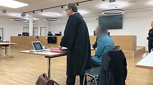 Ein 35-Jähriger wird verurteilt, weil er seine Frau tötete. (Archivbild)