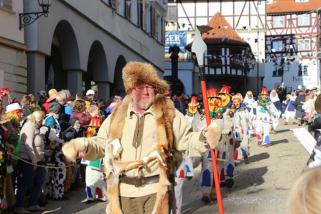 Bild 17: Die schönsten Fotos vom Rosenmäntig-Umzug (5)