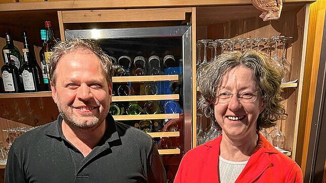 Vorsitzende Silke Kaiser mit dem neuen Kassierer Alexander Matt. Foto: Jörg Oehler