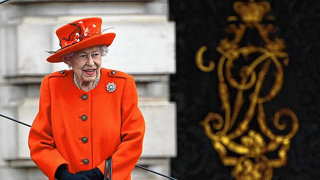Im Oktober nahm die Queen noch etliche Termine wahr. Seit drei Wochen muss sie sich schonen.