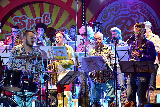 Bild 15: Bilder und Videos vom Konzert von Papi's Pumpels in Tennenbronn
