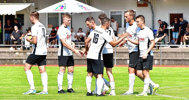 Bild 23: SG FC Wehr/Brennet besiegt den TuS Stetten mit 7:1 – und wir haben Fotos