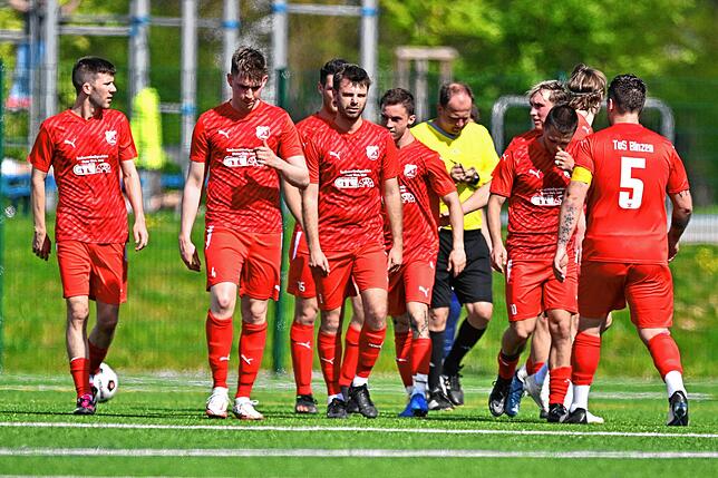 Bild 23: TuS Binzen besiegt den FC Schlüchttal mit 5:1 – und wir haben Bilder!