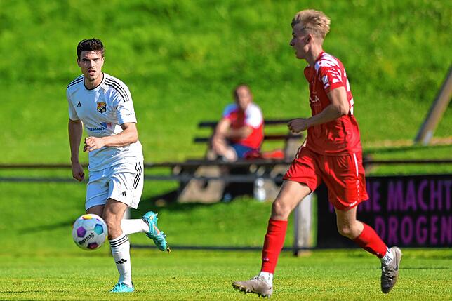 Bild 4: SV 08 Laufenburg unterliegt 1:2 bei den SF Elzach-Yach – und wir haben Fotos!