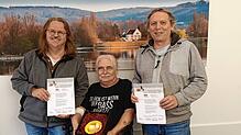 Die drei Preisträger vom Nellenburger Kreis des Hegau-Geschichtsvereins freuen sich über die Auszeichnung (von links): Rudolf Martin aus ...