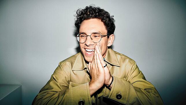 Musiker Kamrad tritt am Samstag, 12. Juli, im Innenhof der Caserne auf.