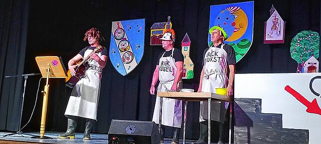 Die Beautys aus der Fasnacht nicht mehr wegzudenken: Markus Glattfelder, Michael Mülhaupt und Michael Läule bieten nebst ...