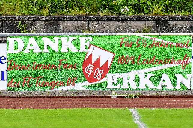 Bild 42: FC Tiengen 08 verabschiedet Trainer Erkan Kanli mit 1:0 gegen den SV Mundingen – wir haben Fotos!