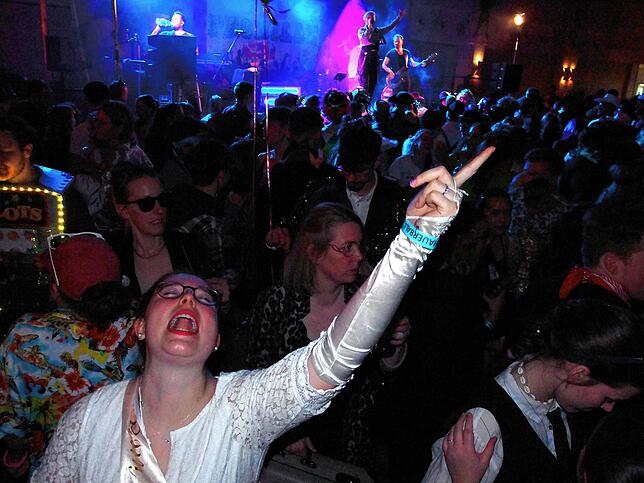 Bild 16: Viva Las Vegas &ndash; Bilder vom Holzhauerball im Milchwerk (3)