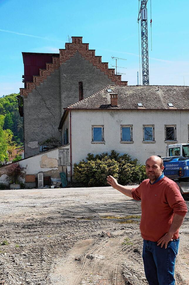 Ortsvorsteher Andreas Bernhard auf dem Schlossbrauerei-Areal.