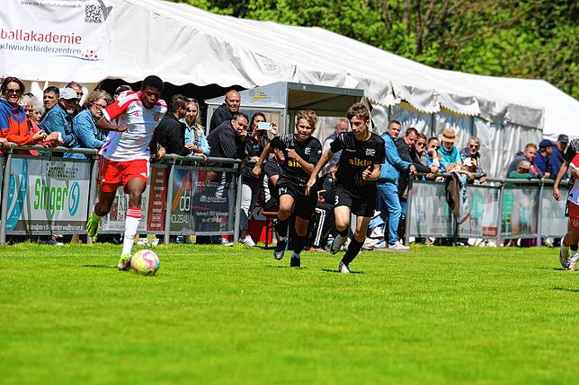 Bild 1: FC Bayern, GC Zürich und der Schwarzwälder Nachwuchs: Die besten Bilder vom Junior Cup in Königsfeld