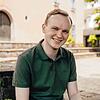 Tim Strobel wehrt sich gegen Vorwürfe, dass er seinem Ehrenamt als Stadtrat wegen seines neuen Jobs in Calw nicht gerecht werden könne.