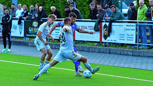 Bild 32: SV 08 Laufenburg spielt 4:4 beim SV Weil – wir haben Fotos!