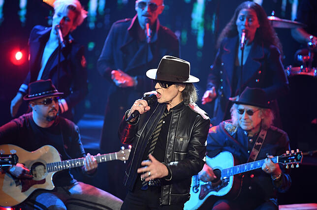 Udo Lindenberg steht beim Vorentscheid für den Eurovision Song Contest "Unser Lied für Israel" auf der Bühne.