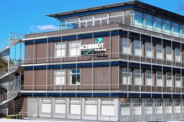 Das Firmengebäude von Schmidt Technology auf der Seebauernhöhe.