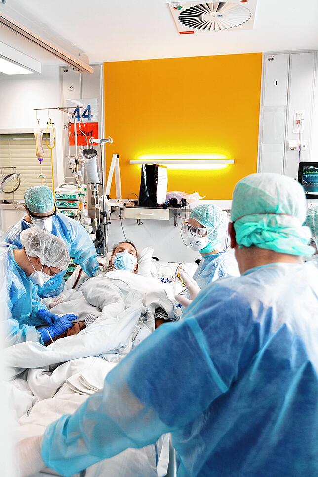 Ohne High-Tech-Medizin und die Pflege im Uniklinikum Tübingen hätte Walter Brummel nicht überlebt.