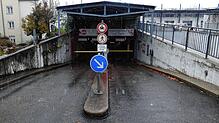 Einfahrt in die Tiefgarage Lohgerbe: Das soll künftig ohne Schranke und ohne Ticket möglich kein. Gebühren kostet es aber trotzdem.