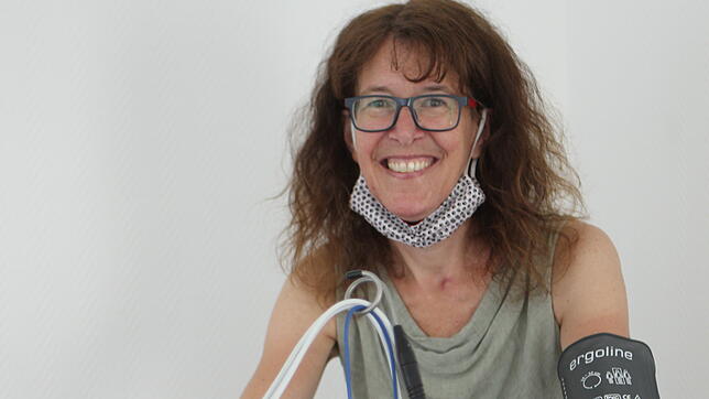 Heute kann sie wieder lachen: Anita Reischmann erkrankte an Covid-19, wurde siebeneinhalb Wochen behandelt und erholt sich jetzt in der ...