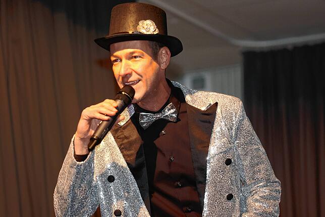 Bild 24: Zirkusfestival beim Sportlerball in Rietheim