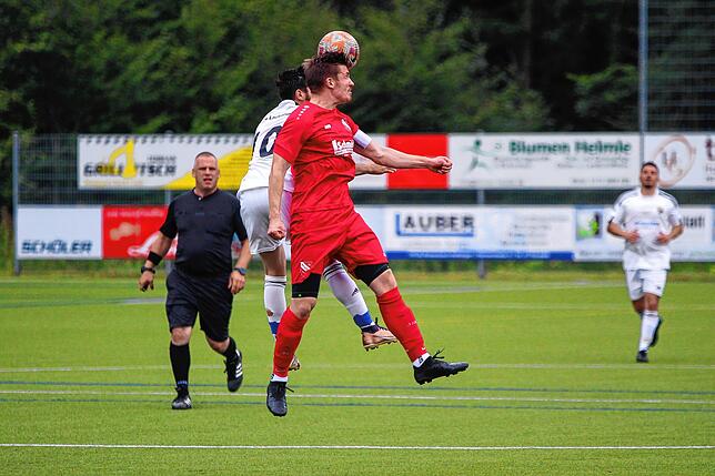 Bild 6: Dem SV 08 Laufenburg II gelingt der Ausgleich zum  3:3 beim FC Bergalingen – und wir haben Bilder!